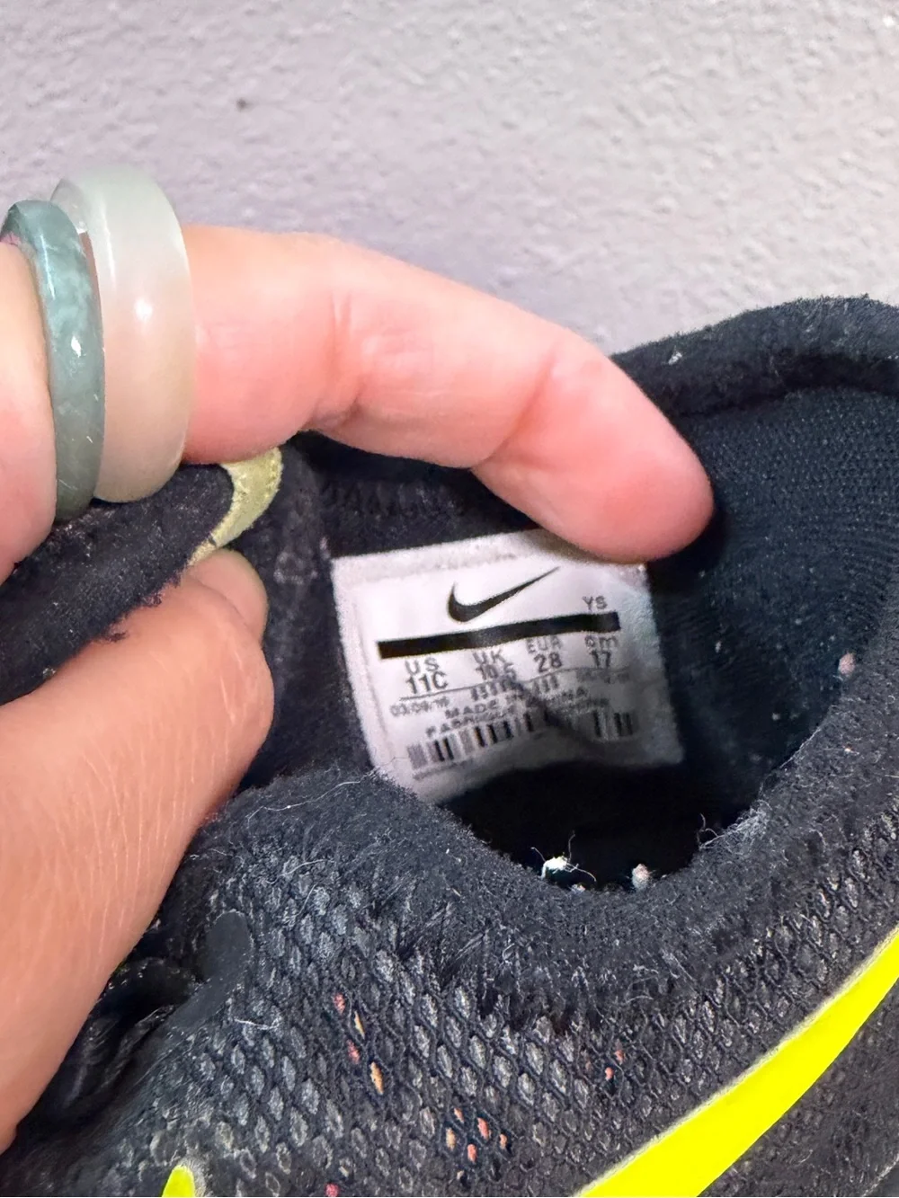 Nike Kids Black Neon Yellow Pink Mesh Sneakers